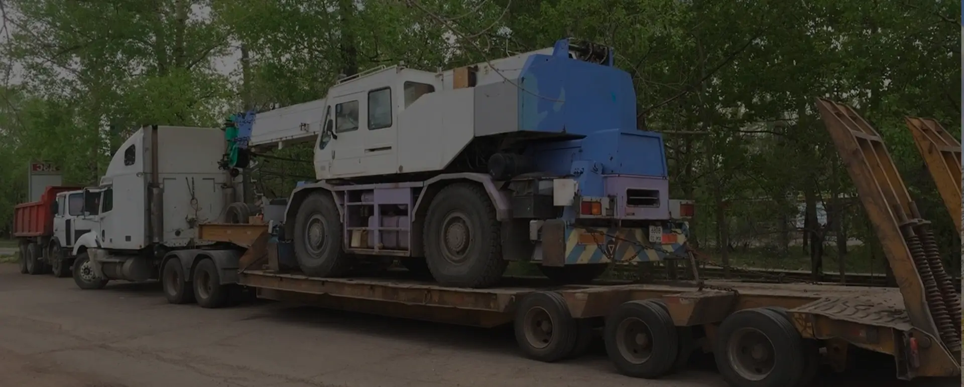 Получить расчет цены перевозки груза в городе Калуга (Центральный округ - Калужская область), аренда низкорамника на территории РФ